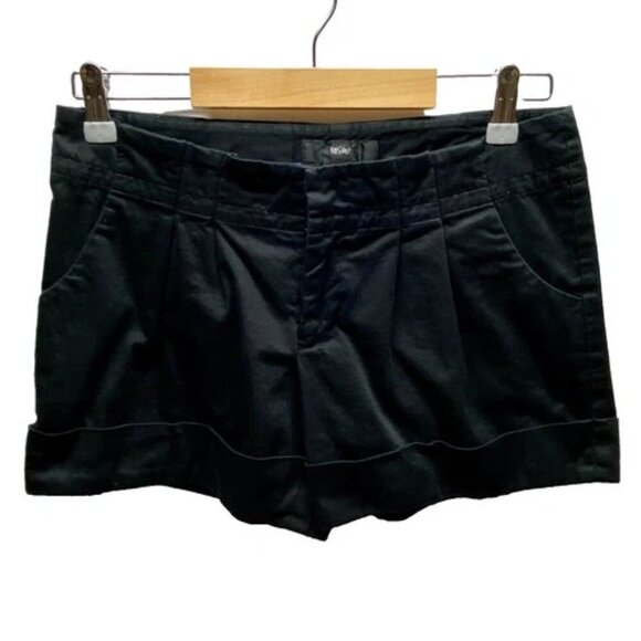 Mossimo Shorts Women's Size 4 Black Cuffed Chino Stretch Pleated Front EUC - Picture 1 of 6
